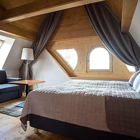 Belweder Bed & Breakfast