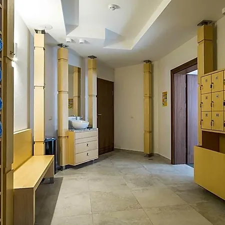 Belweder Bed & Breakfast 4*